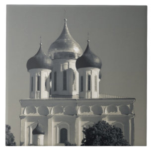 Pskov Kreml und Dreifaltigkeitskirche Fliese