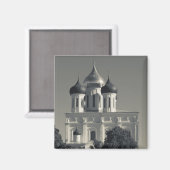 Pskov Kreml und Dreifaltigkeitskirche Magnet (Vorderseite/Rückseite)