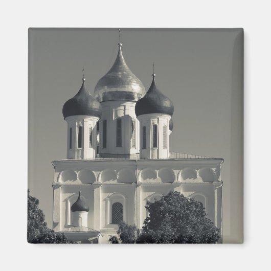 Pskov Kreml und Dreifaltigkeitskirche Magnet (Vorne)