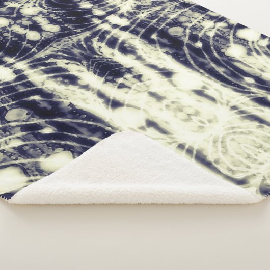 psychedelic abstract art black and white sherpadecke (3/4)