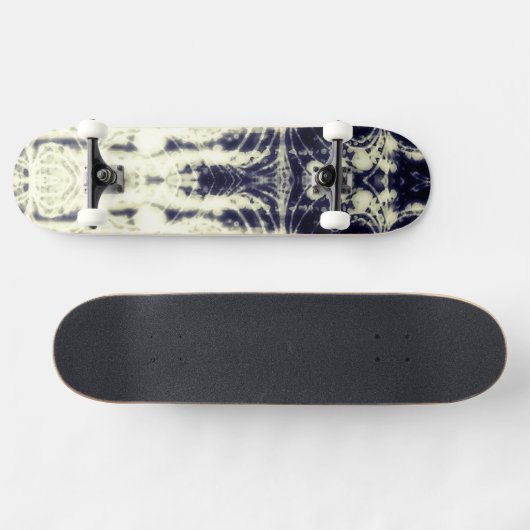 psychedelic abstract art black and white skateboard (Horizontal)