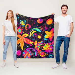 Psychedelic Floral Cosmos Fleecedecke