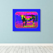 Psychedelic Longhorn Cow Leinwanddruck (Insitu (Holzboden))