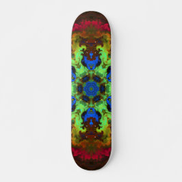 Psychedelic Mandala Blume Grün Blau und Rot Skateboard