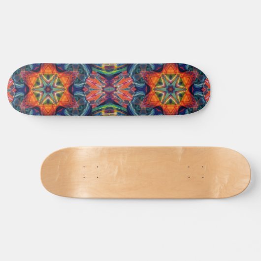 Psychedelisch farbiges Kaleidoskop-Muster Skateboard (Horizontal)