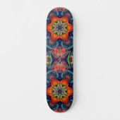 Psychedelisch farbiges Kaleidoskop-Muster Skateboard (Vorderseite)