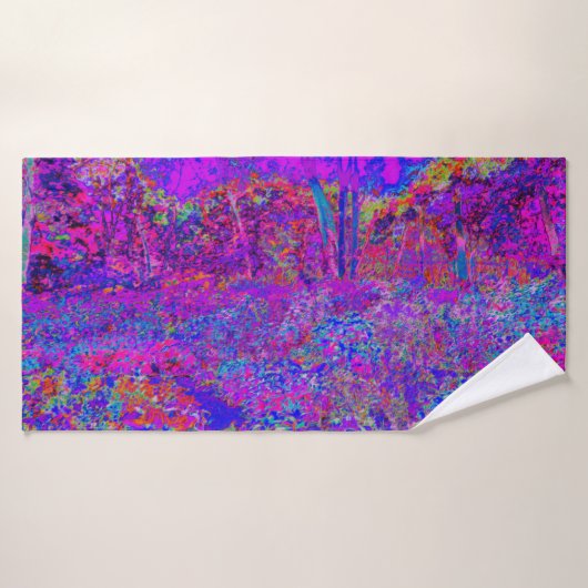 Psychedelisch Impressionistisch Lila Landschaft Badehandtuch (Badehandtuch)