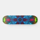 Psychedelisch Kaleidoskop Blau Rosa und Grün Skateboard (Horizontal)