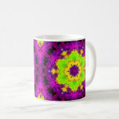 Psychedelisch Kaleidoskop Gelb und Lila Kaffeetasse (VorderseiteRechts)