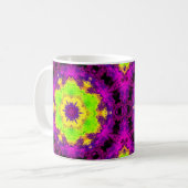 Psychedelisch Kaleidoskop Gelb und Lila Kaffeetasse (Vorderseite Links)