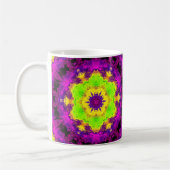Psychedelisch Kaleidoskop Gelb und Lila Kaffeetasse (Links)