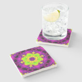 Psychedelisch Kaleidoskop Gelb und Lila Steinuntersetzer (Seitenansicht)