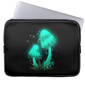 Psychedelisch Pixie Cap Glows Cyan Mushroom Laptopschutzhülle (Vorderseite)