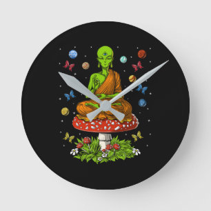 Psychedelische Alien Buddha Runde Wanduhr