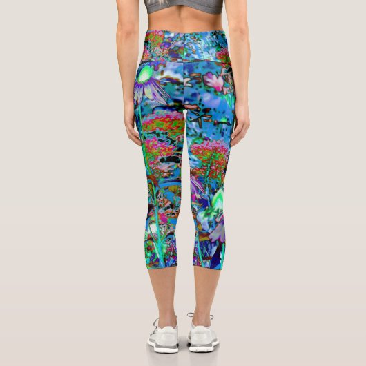 Psychedelische Blume Lila und Kalkgrün Capri Leggings (Rückseite)