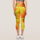 Psychedelische Farben Modernes Abstraktes Fraktal Capri Leggings (Rückseite)