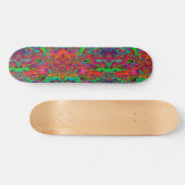 Psychedelische Groovy Rot und Grüne Wildblumen Skateboard (Horizontal)