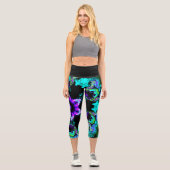 Psychedelische Hippie-Blume Lila Aquamarin und Bla Capri Leggings (Vorderseite)