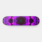 Psychedelische Hippie-Blume Lila Skateboard (Horizontal)