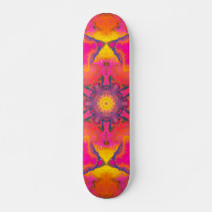 Psychedelische Hippie-Blume Rosa Lila und gelb Skateboard