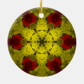 Psychedelische Kaleidoskop-Blume Rot und Gelb Keramik Ornament (Hinten)
