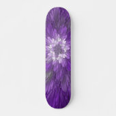 Psychedelische Lila Blume Abstraktes Fraktal Kunst Skateboard (Vorne)