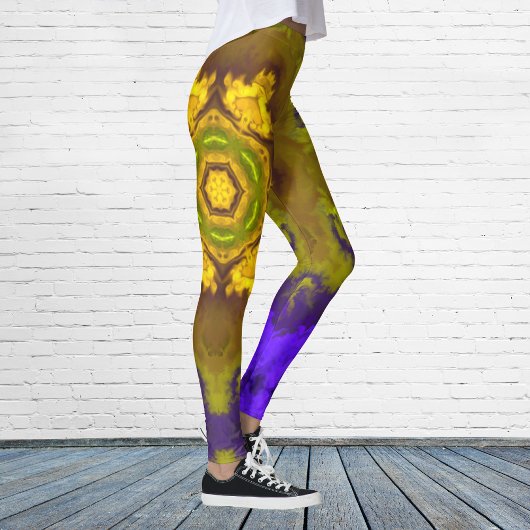 Psychedelische Mandala-Blume Lila und gelb Leggings