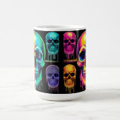 Psychedelische Neon Skulls: Eine lebendige digital Kaffeetasse (Mittel)