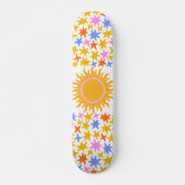 Psychedelische Sunburst Stars Skateboard (Vorne)