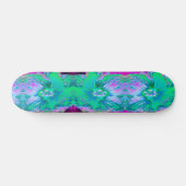 Psychedelischer Retro-Grün- und Hot-Pink-Hibisken Skateboard (Horizontal)