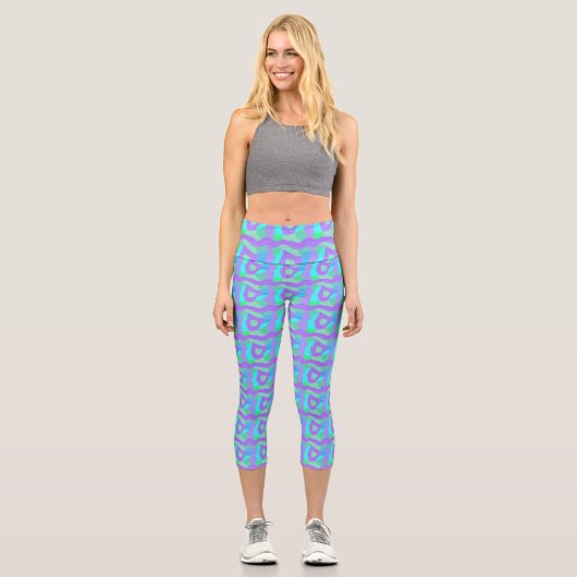 Psychedelisches afrikanisches Patchwork: Green Lil Capri Leggings (Vorderseite)