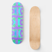 Psychedelisches afrikanisches Patchwork: Green Lil Skateboard (Vorderseite)