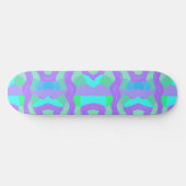 Psychedelisches afrikanisches Patchwork: Green Lil Skateboard (Horizontal)