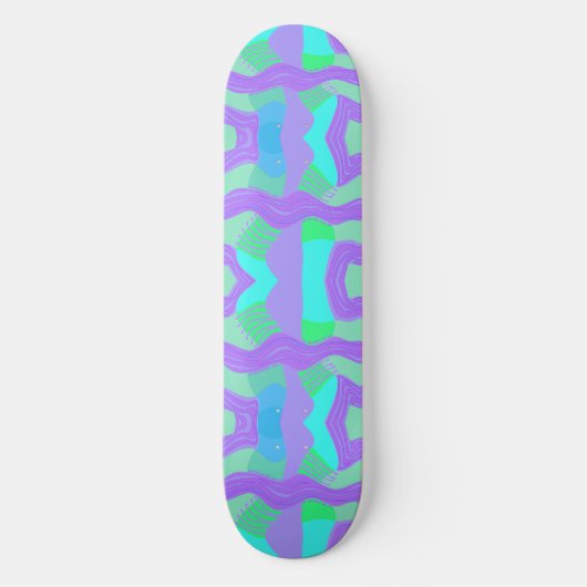 Psychedelisches afrikanisches Patchwork: Green Lil Skateboard (Vorderseite)