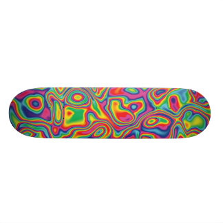 Psychedelisches Regenbogen-Öl-Muster Skateboard