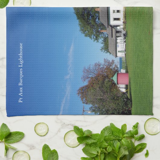 Pt Aux Barques Lighthouse Küchentuch (Gefaltet)