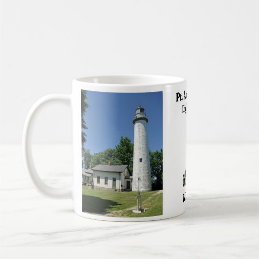 Pt Aux Barques Lighthouse Tasse (Links)