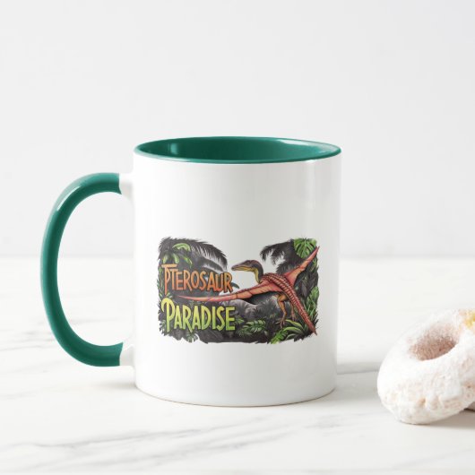 Pterosaur Paradise - Flying Dinosaur Jungle Scene Tasse (Mit Donut)