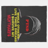 PTSD FLEECEDECKE (Vorderseite (Horizontal))