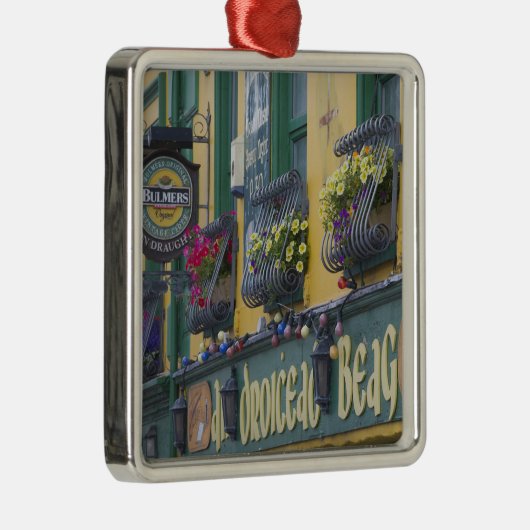 Pub, Dingle, Dingle Halbinsel, Landkreis Kerry, Silbernes Ornament (Rechts)