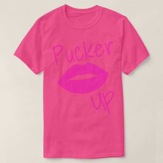 Pucker Up Kiss Me Hot Lips Funny Fashion and Makeu T-Shirt (Design vorne)