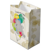 Pudel auf TAN-Blätter mit Ballonen Mittlere Geschenktüte (Vorderseite Schrägansicht)