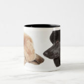 Pudel, die sich überprüfen zweifarbige tasse (Mittel)