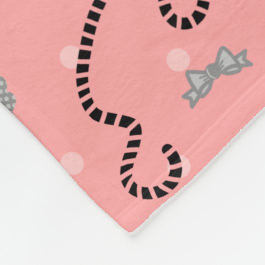 Pudel-Rock-Retro rosa und schwarzes 50er Muster Fleecedecke (Ecke)