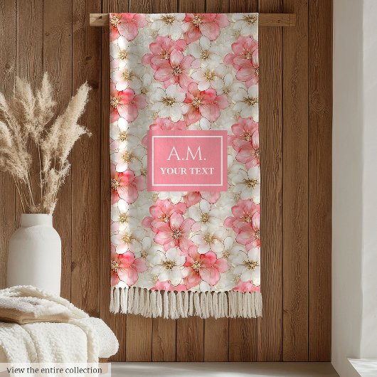 Puderrosa Blumen Elegante Monogrammdecke Fleecedecke