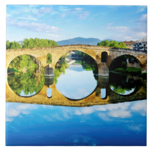 Puente La Reina Fliese