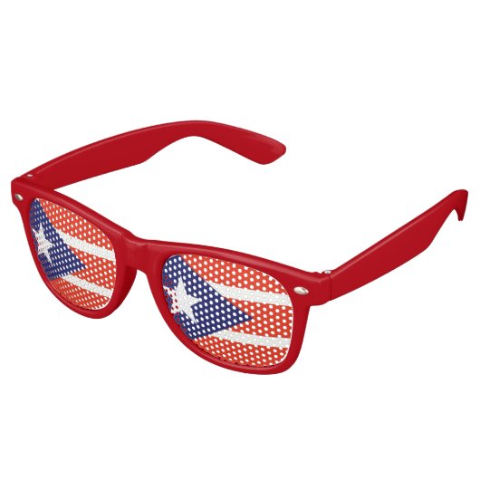 Puerto ricanischer Feiertag Sonnenbrille (Schrägansicht)
