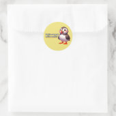 Puffin around with a smile! Cute Papageientaucher Runder Aufkleber (Tasche)
