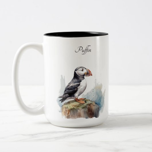 Puffin auf einer Felsenwasserfarbe, nach Maß Zweifarbige Tasse (Links)