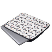 Puffin Frenzy Laptop Sleeve (Farbe auswählen) (Vorne Knopf)